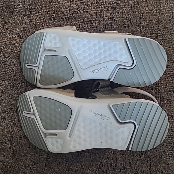 Clarks Trigenic Sandals size 7 - Picture 4 of 4